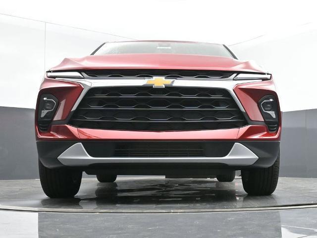 new 2025 Chevrolet Blazer car, priced at $33,580