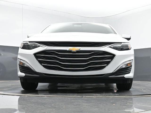 new 2025 Chevrolet Malibu car