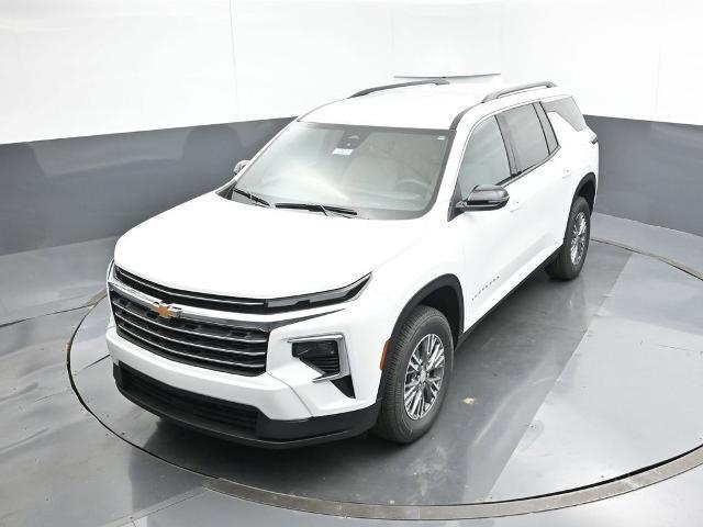 new 2025 Chevrolet Traverse car, priced at $42,195