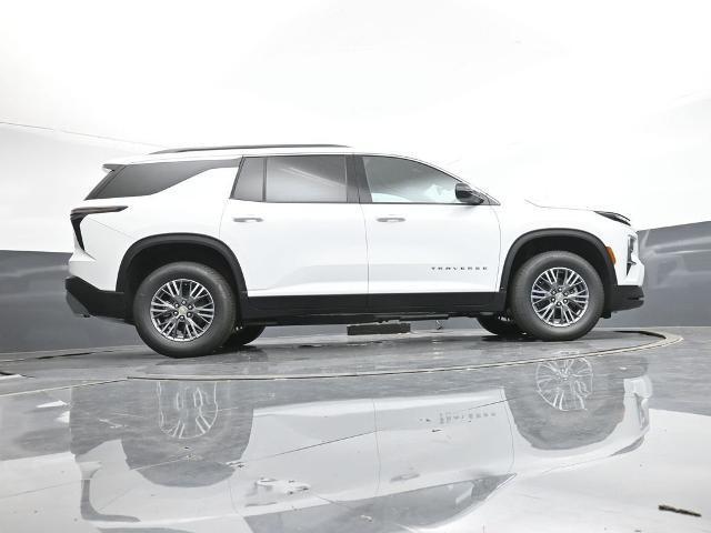 new 2025 Chevrolet Traverse car, priced at $42,195