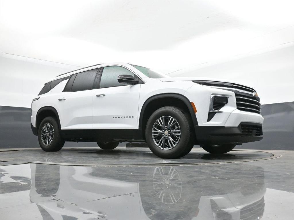 new 2026 Chevrolet Traverse car