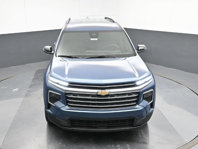 new 2025 Chevrolet Traverse car