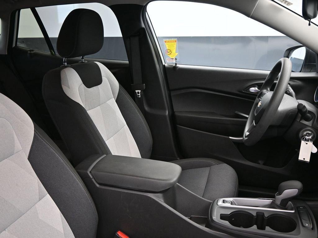 used 2025 Chevrolet Trax car, priced at $19,990