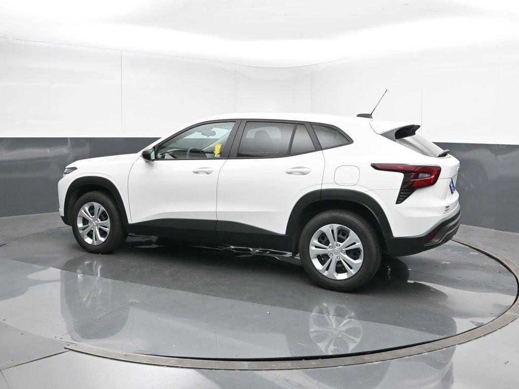 used 2025 Chevrolet Trax car, priced at $19,990