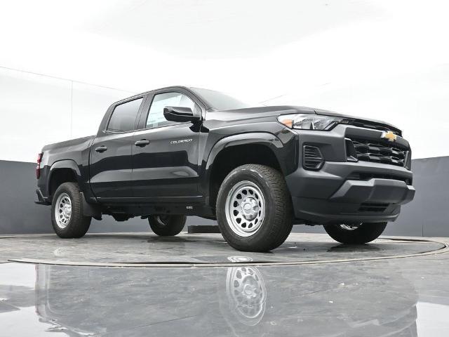 new 2024 Chevrolet Colorado car, priced at $35,980