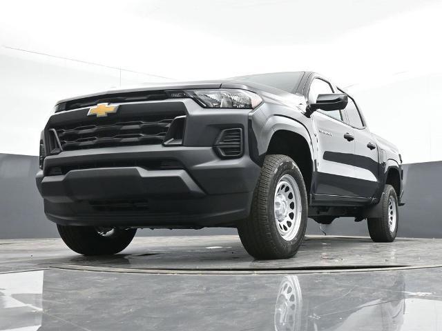 new 2024 Chevrolet Colorado car, priced at $35,980