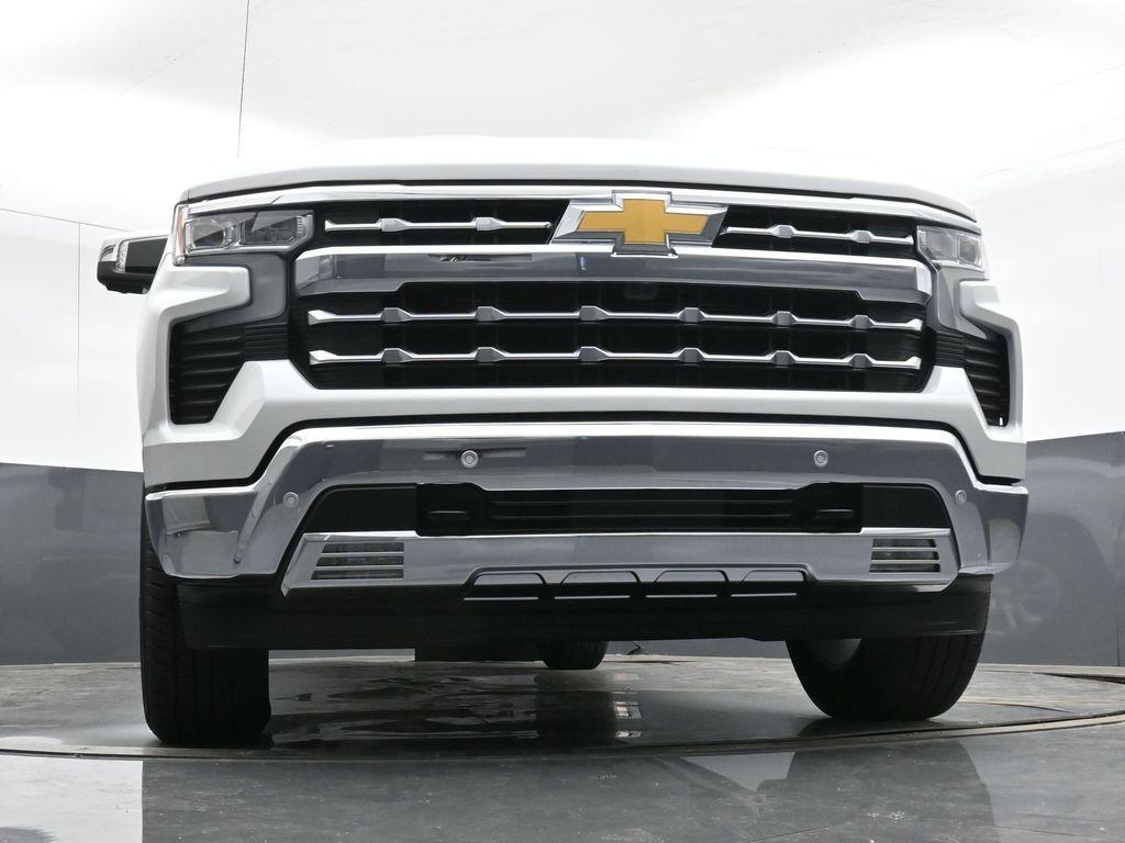 new 2025 Chevrolet Silverado 1500 car, priced at $60,610
