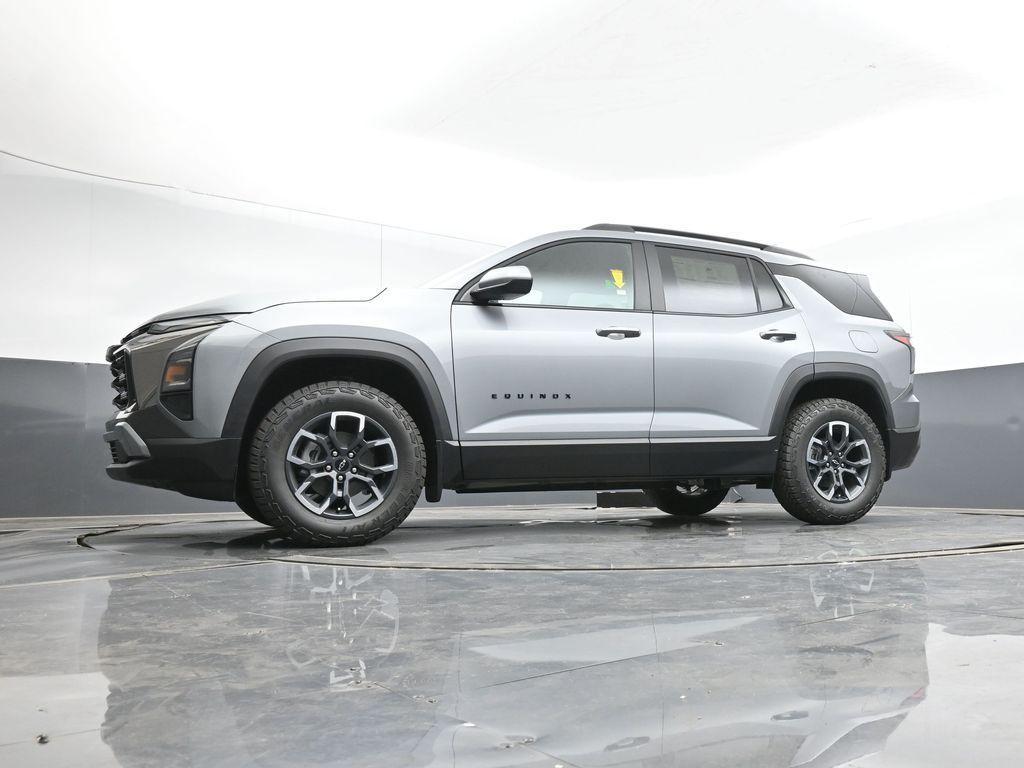 new 2026 Chevrolet Equinox car, priced at $34,185