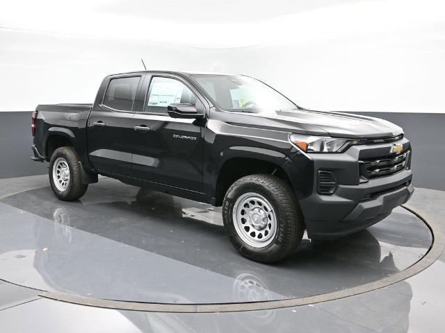 new 2024 Chevrolet Colorado car, priced at $35,925