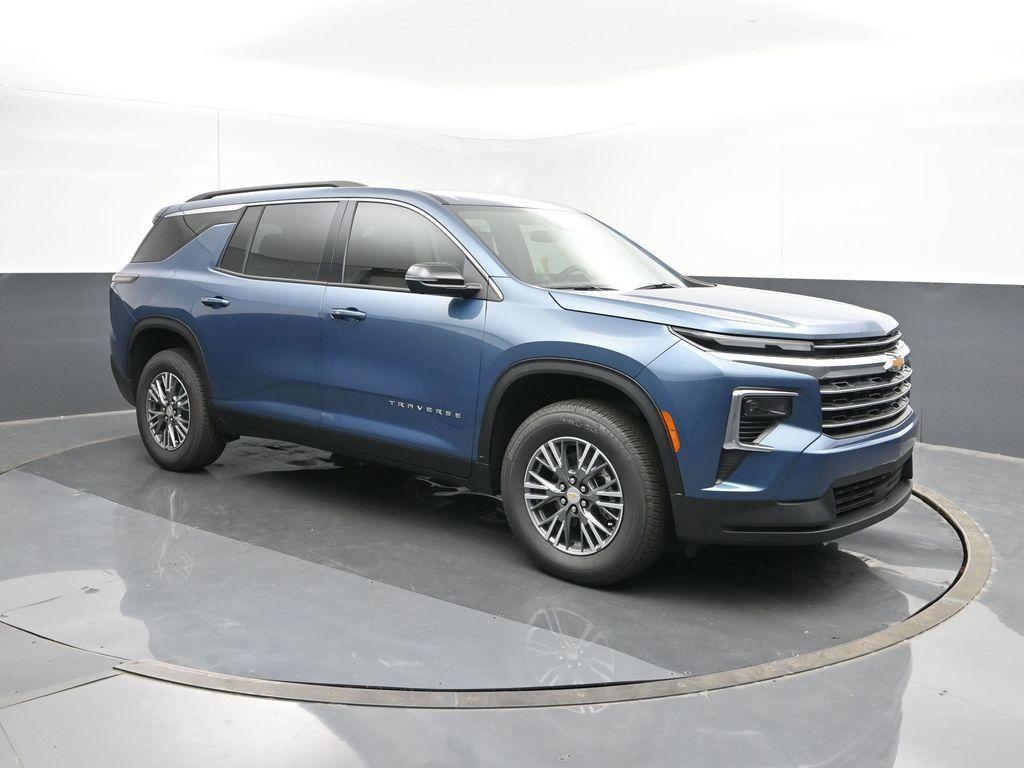 new 2025 Chevrolet Traverse car, priced at $42,595