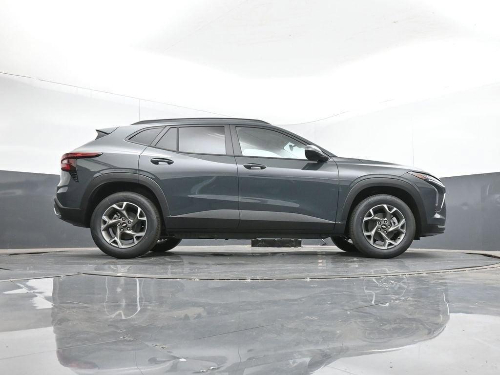 new 2026 Chevrolet Trax car