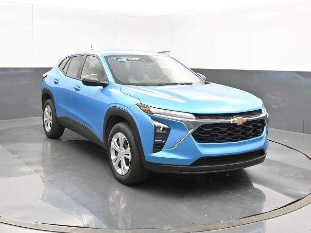 used 2025 Chevrolet Trax car, priced at $23,991