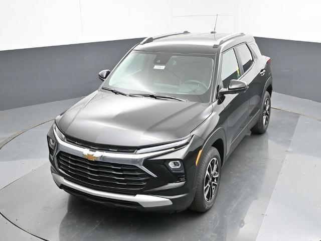 new 2025 Chevrolet TrailBlazer car, priced at $26,340