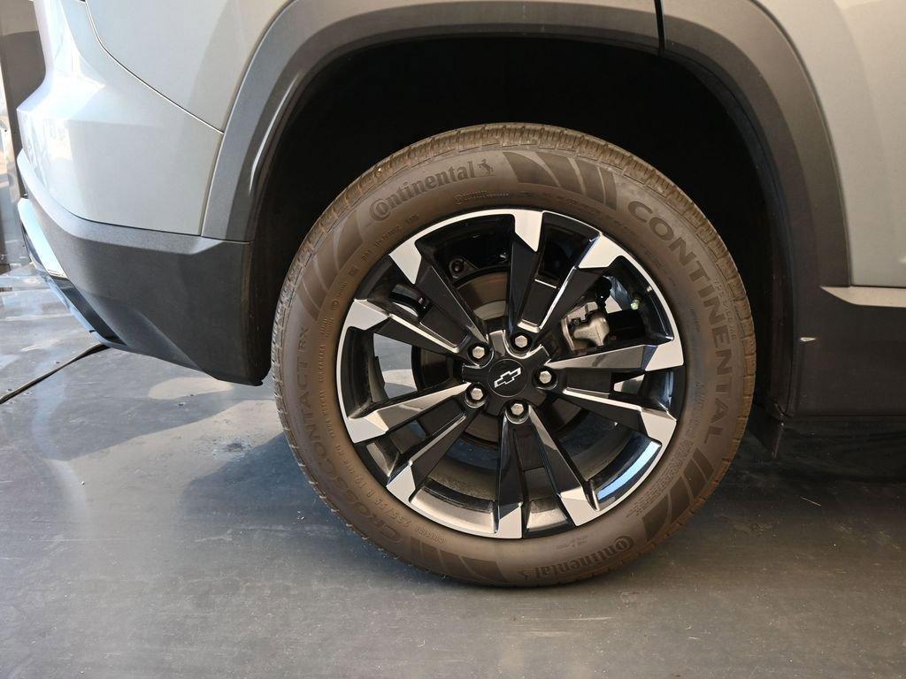 used 2026 Chevrolet Equinox car, priced at $34,991