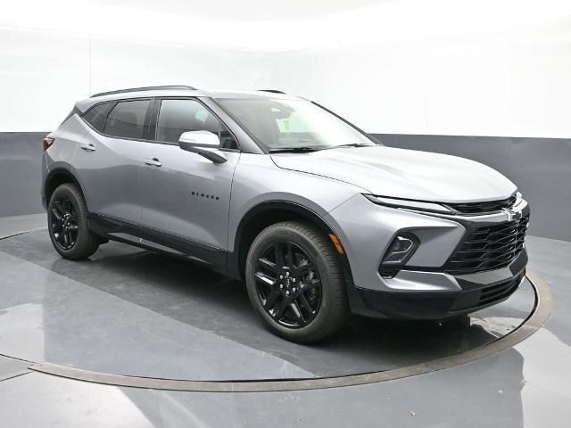 new 2025 Chevrolet Blazer car