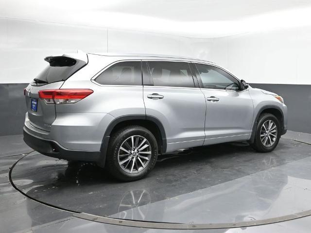 used 2017 Toyota Highlander car, priced at $19,991