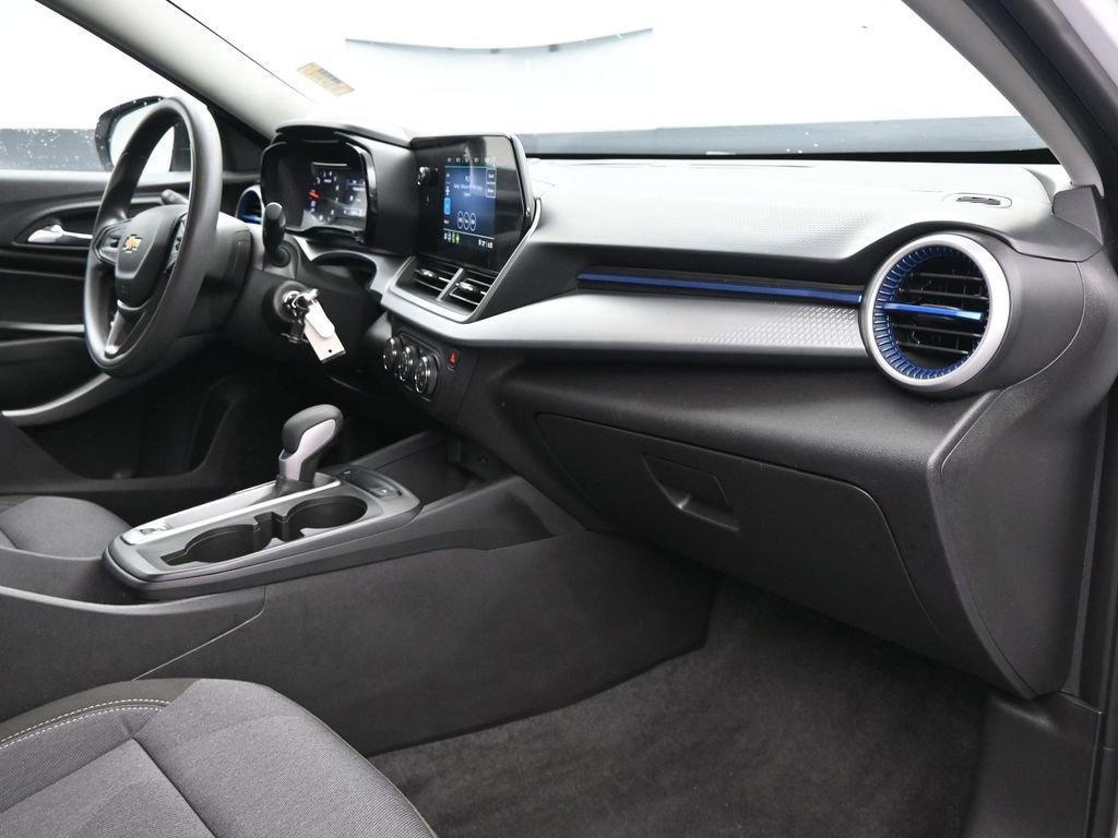used 2025 Chevrolet Trax car, priced at $19,990