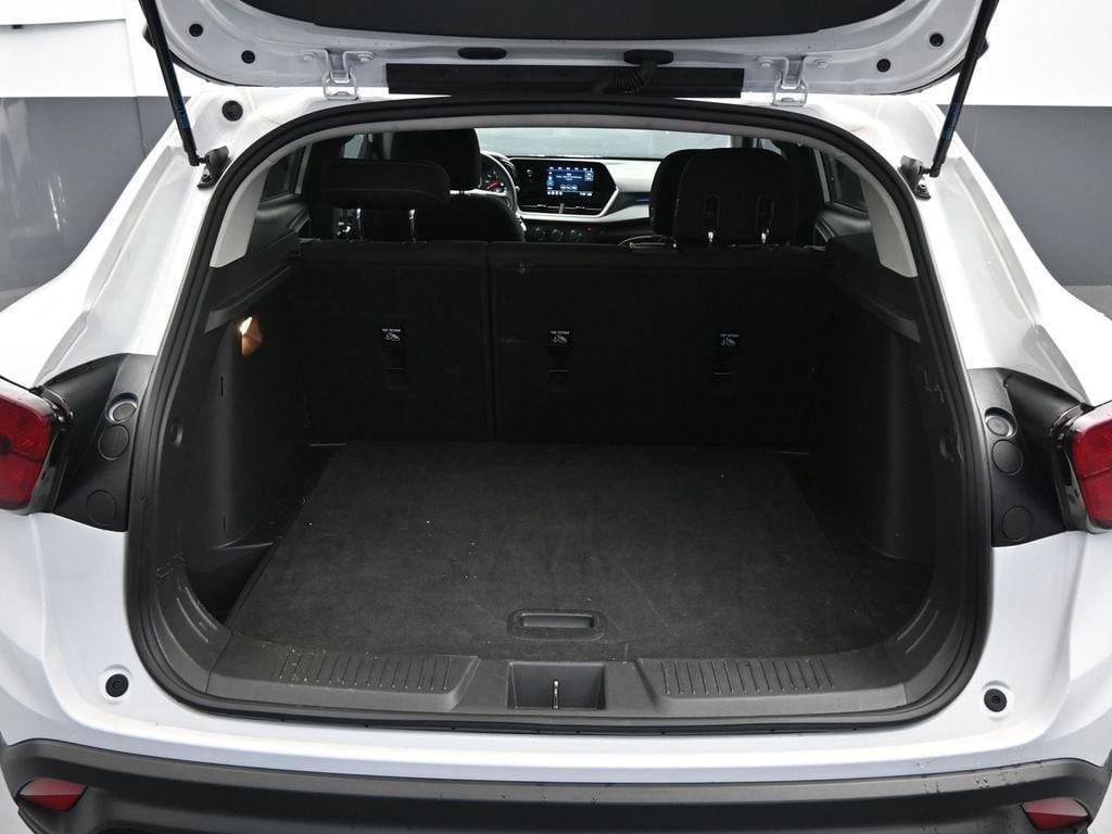 used 2025 Chevrolet Trax car, priced at $19,990