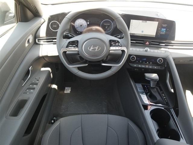 new 2024 Hyundai Elantra car, priced at $23,545