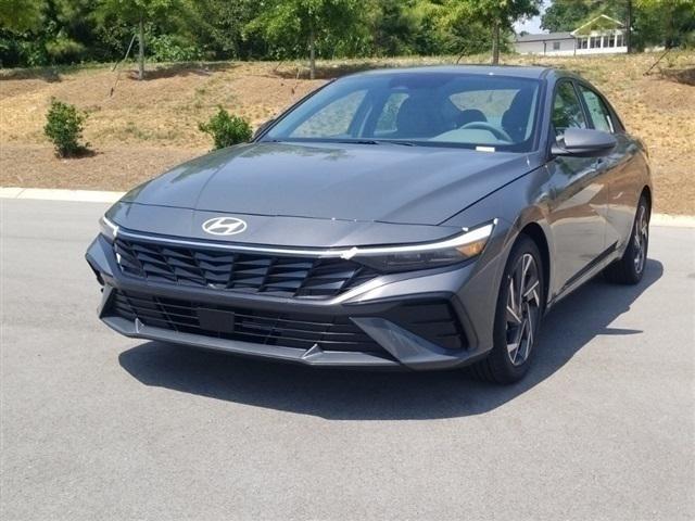 new 2024 Hyundai Elantra car, priced at $23,545