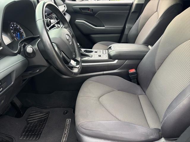 used 2021 Toyota Highlander Hybrid car, priced at $27,981