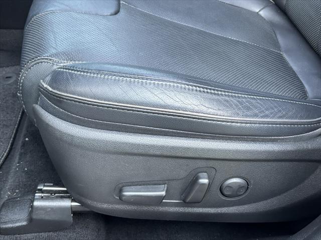 used 2022 Hyundai Santa Fe car, priced at $23,930