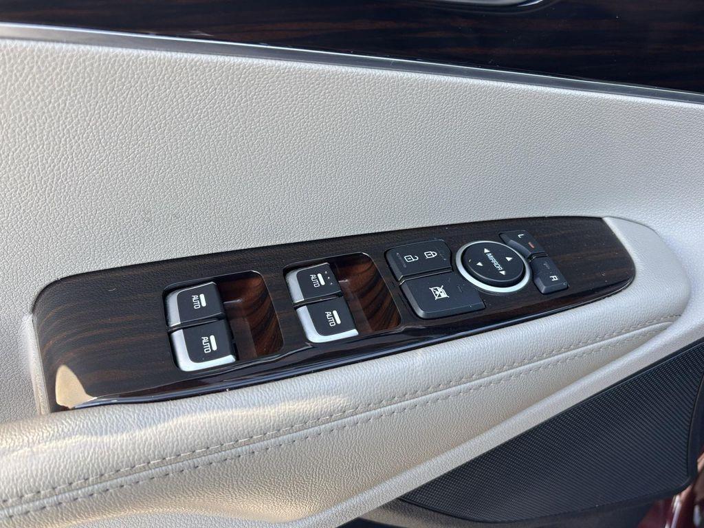 used 2020 Kia Sorento car, priced at $14,347