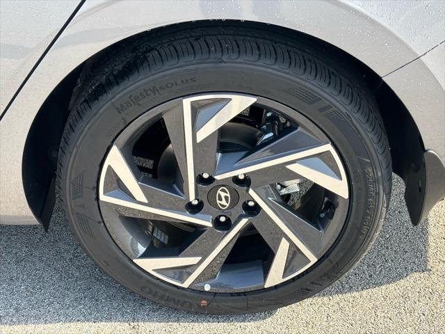 new 2025 Hyundai Elantra car, priced at $22,911