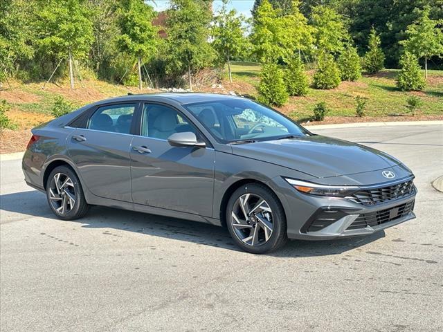 new 2024 Hyundai Elantra car, priced at $23,470