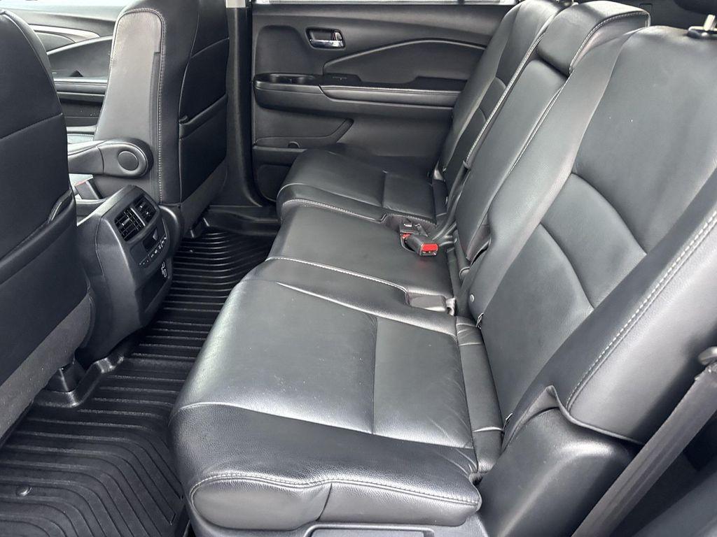 used 2021 Honda Pilot car, priced at $23,045