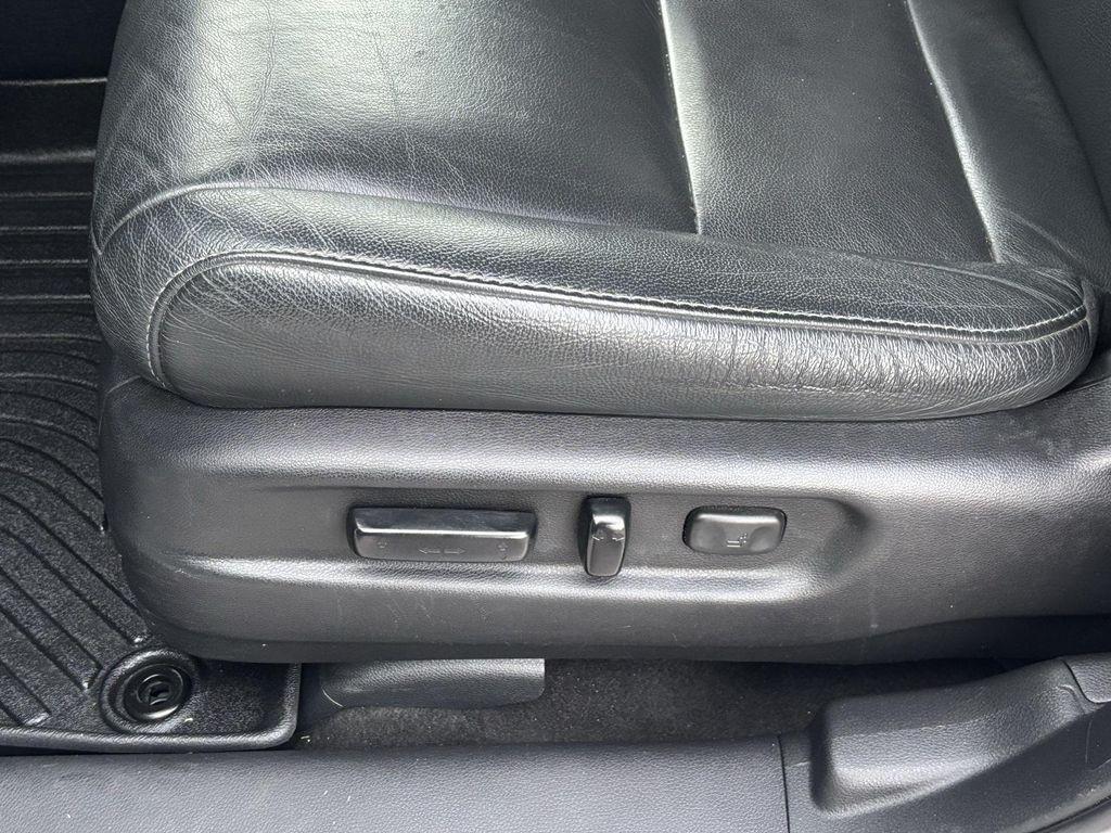 used 2021 Honda Pilot car, priced at $23,045