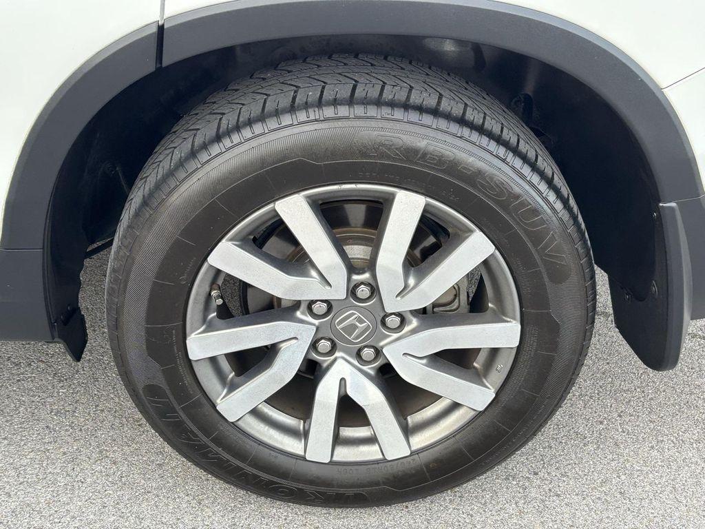 used 2021 Honda Pilot car, priced at $23,045