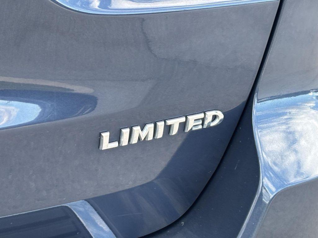 used 2020 Jeep Grand Cherokee car, priced at $18,866