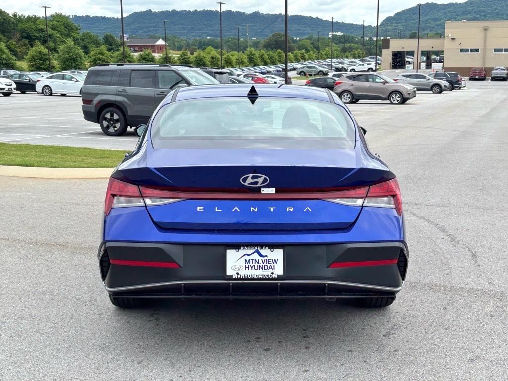 new 2025 Hyundai Elantra car, priced at $25,042