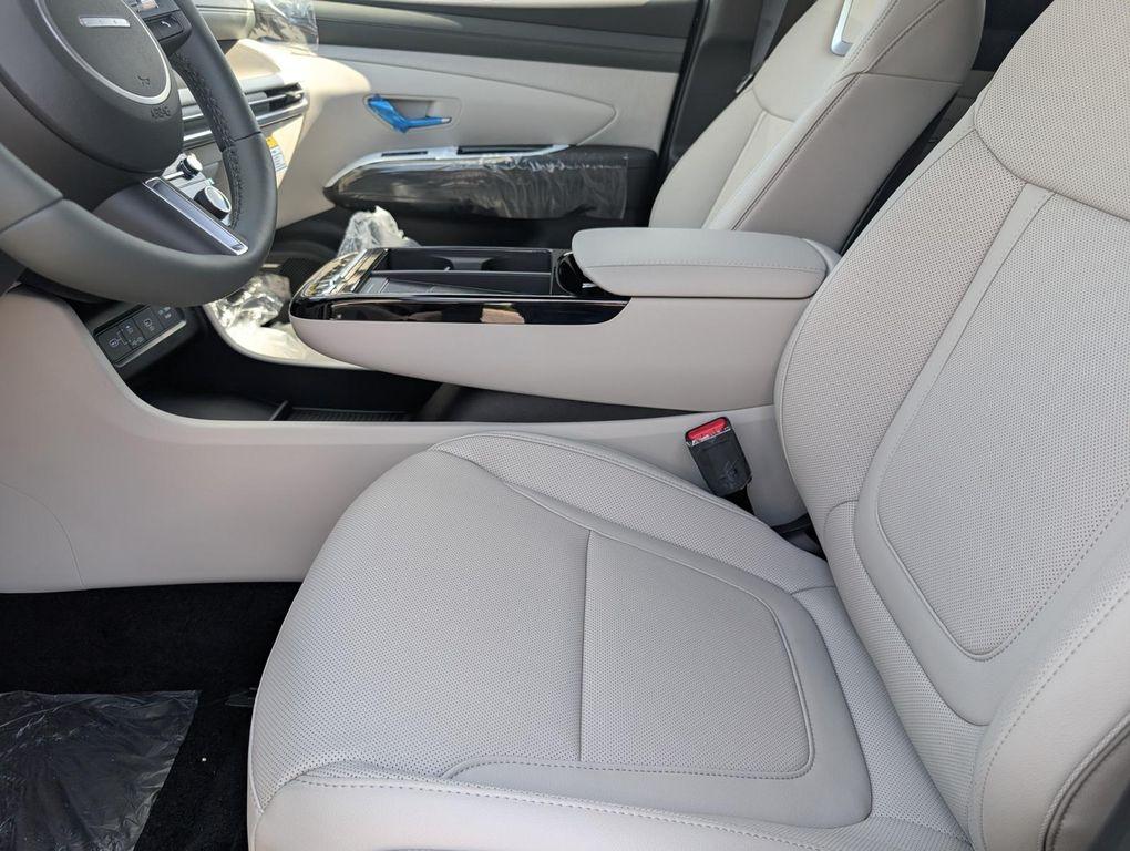 new 2025 Hyundai Tucson car, priced at $38,450