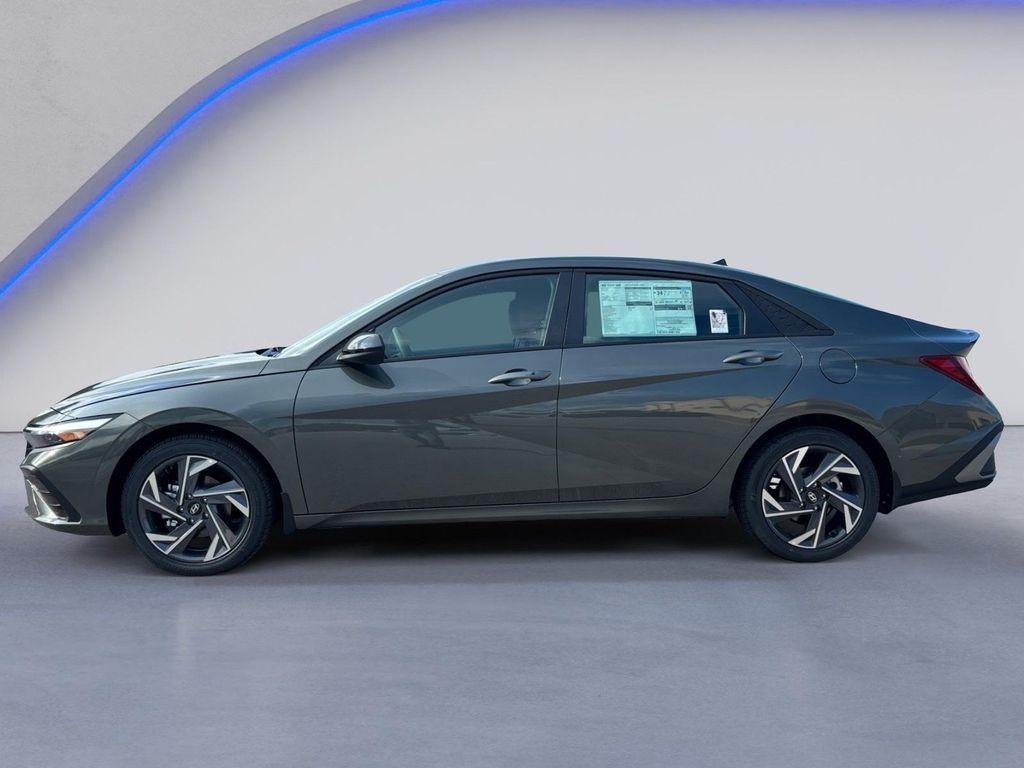 new 2025 Hyundai Elantra car, priced at $22,660