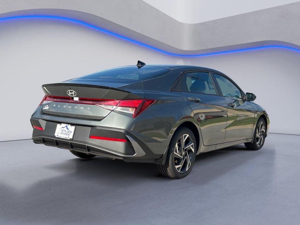 new 2025 Hyundai Elantra car, priced at $22,660