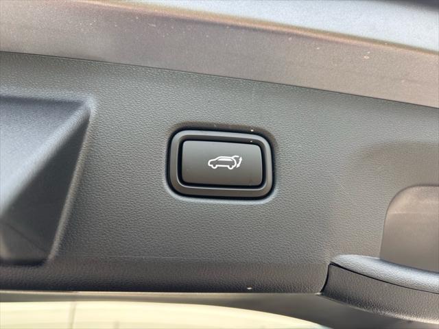 new 2025 Hyundai TUCSON Hybrid car, priced at $40,750