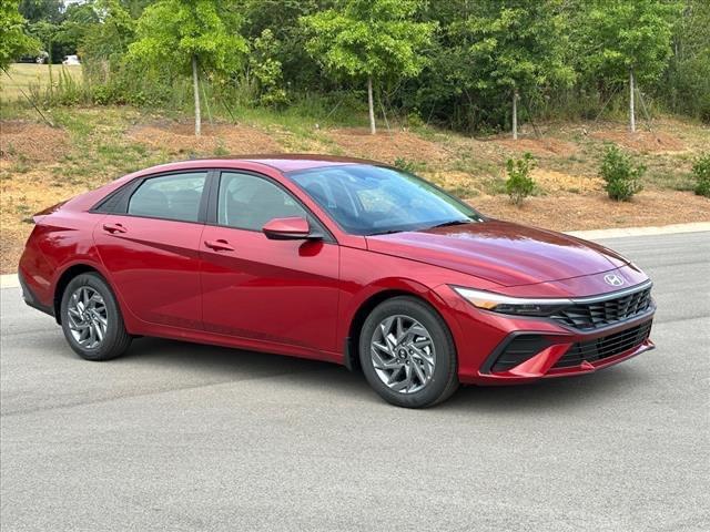 new 2024 Hyundai Elantra car, priced at $22,265