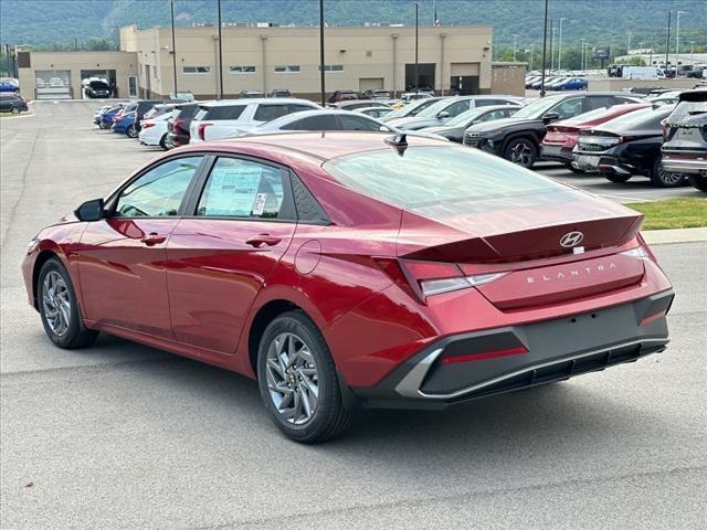 new 2024 Hyundai Elantra car, priced at $22,265