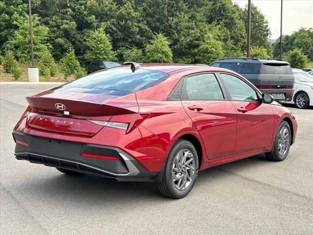 new 2024 Hyundai Elantra car, priced at $22,265