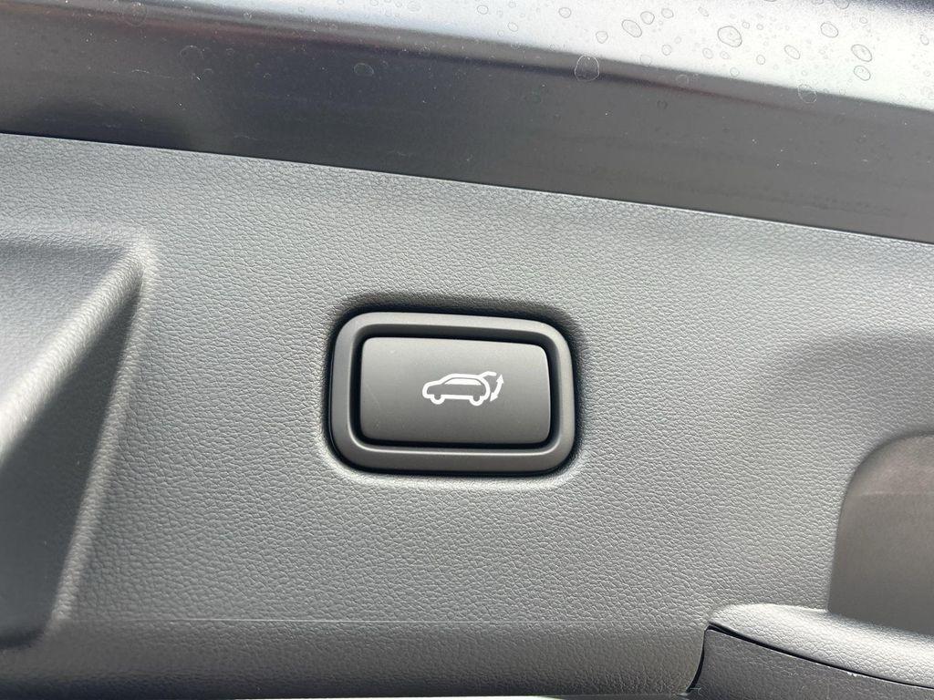 new 2025 Hyundai TUCSON Hybrid car, priced at $35,527