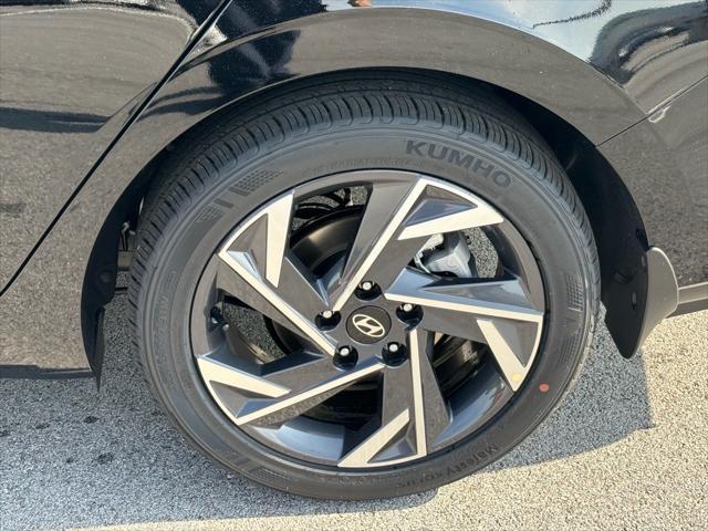 new 2025 Hyundai Elantra car, priced at $22,926
