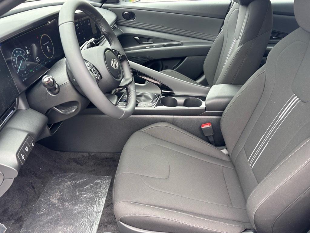 new 2025 Hyundai Elantra car, priced at $27,819