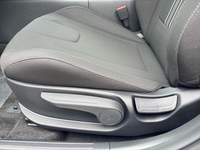 new 2025 Hyundai Elantra car, priced at $27,569