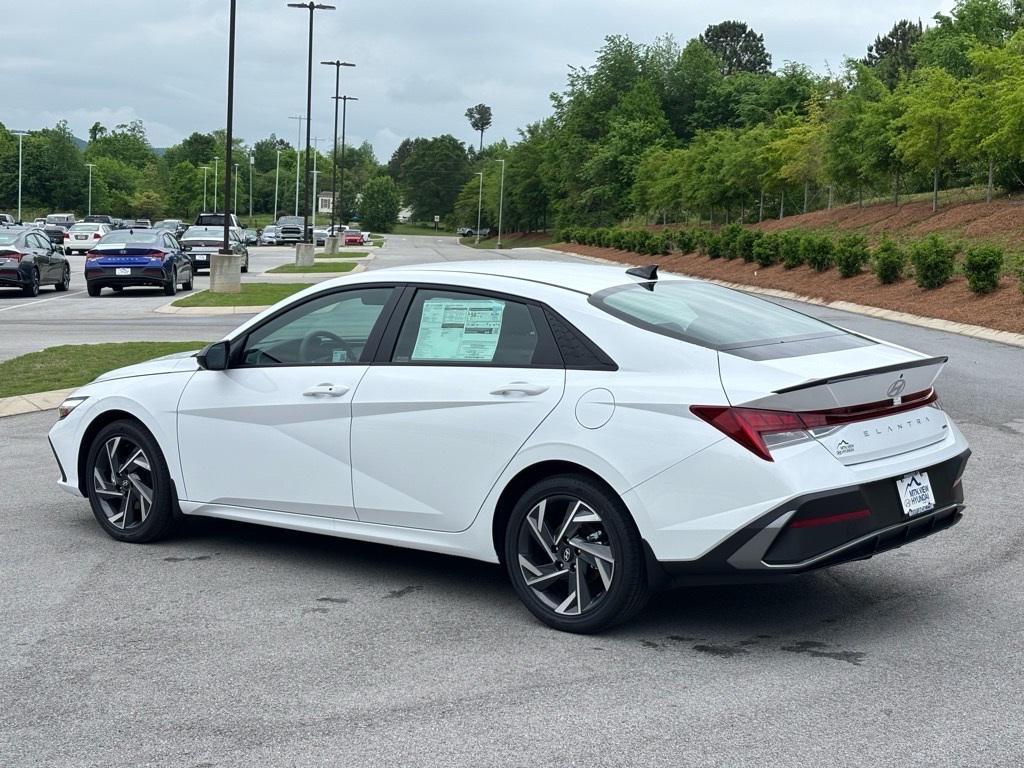 new 2025 Hyundai Elantra car, priced at $27,819