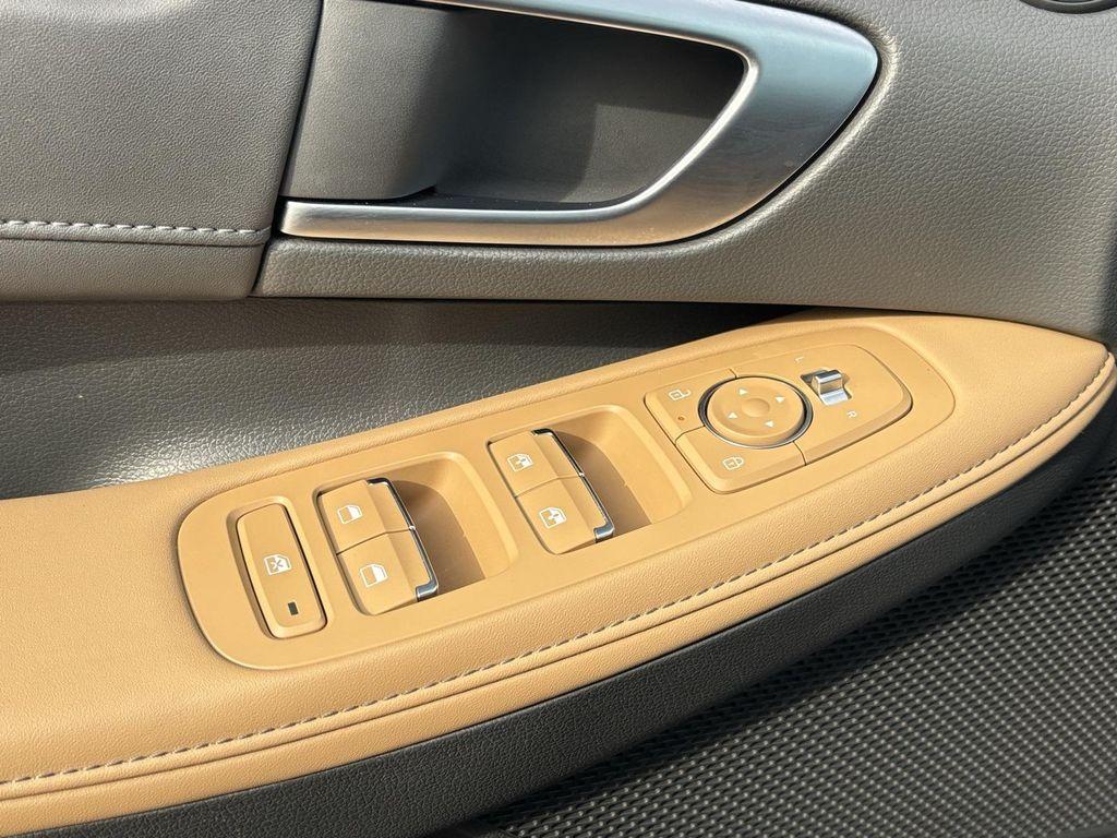 used 2024 Hyundai Sonata Hybrid car, priced at $27,351