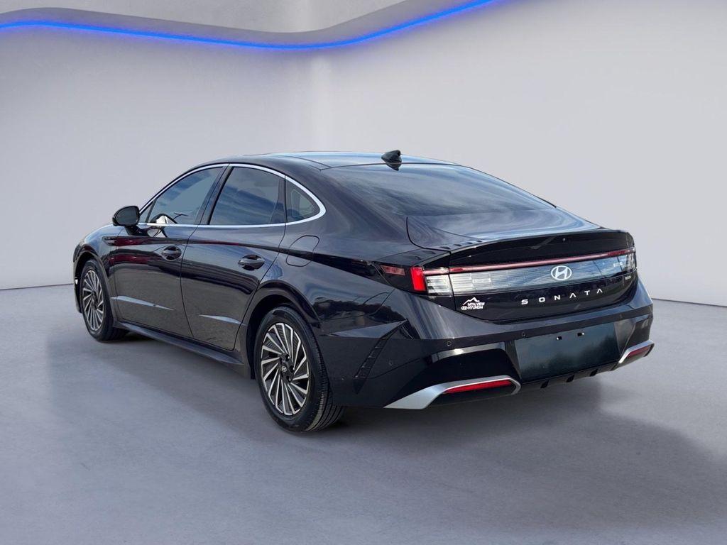 used 2024 Hyundai Sonata Hybrid car, priced at $27,351