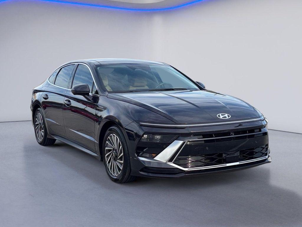 used 2024 Hyundai Sonata Hybrid car, priced at $27,351