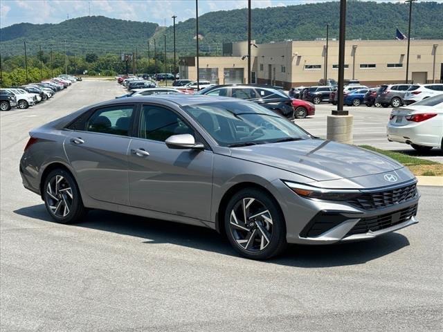 new 2025 Hyundai Elantra car, priced at $25,110